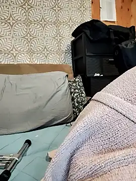 TsSnailGirl69 online show from October 7, 7:02 am