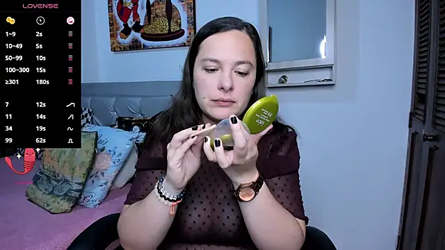 angelaagomez online show from June 17, 1:29 am
