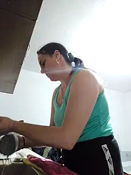 IsabelleCraft online show from February 18, 6:40 pm