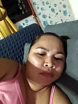 XXLorie 02 online show from March 13, 2:29 pm