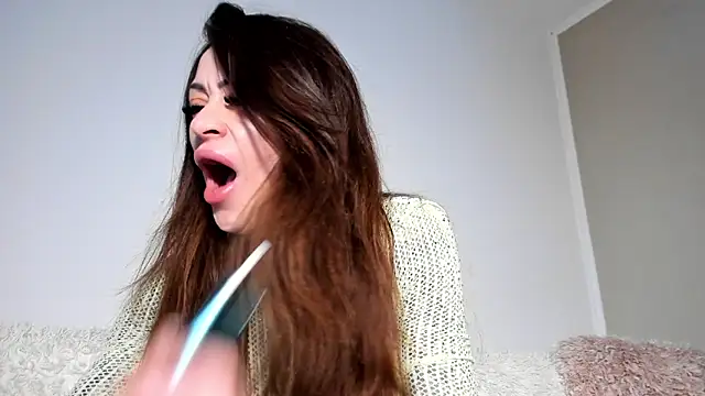 BrianaDiamondXXX online show from December 22, 11:35 am