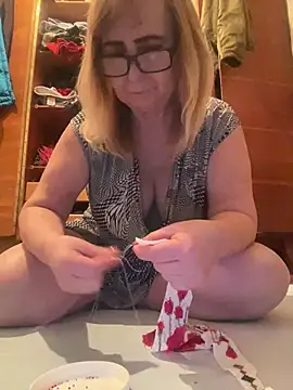 Irina2909xh online show from January 17, 8:38 pm