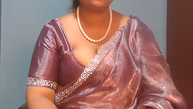 Yours soniya online show from April 17, 12:40 pm