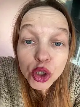 Susanel online show from March 20, 1:49 pm