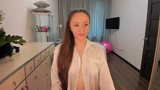 Bianca lala online show from April 9, 2:00 pm