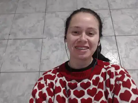 Snapshot of Venusluxodomme chatting on September 19, 6:45 am Venusluxodomme online show from September 19, 6:45 am