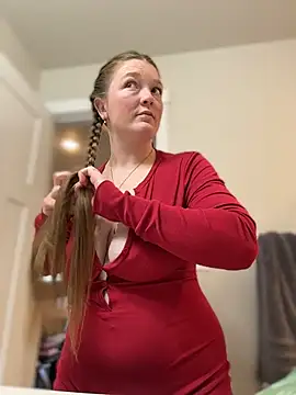 PussiesnCream  online show from January 6, 9:07 pm