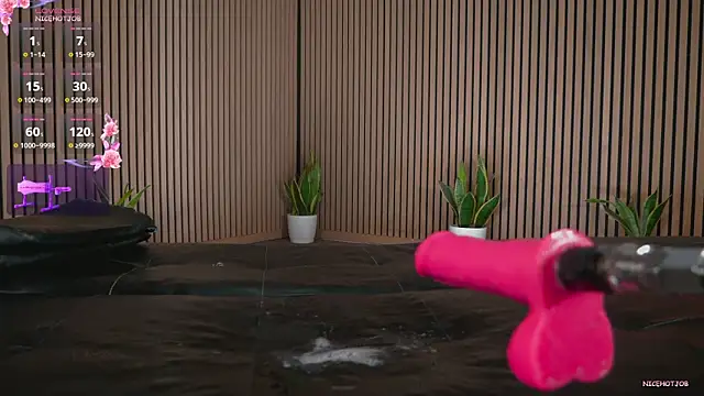 Snapshot of NiceHotJob chatting on September 22, 9:35 pm NiceHotJob online show from September 22, 9:35 pm