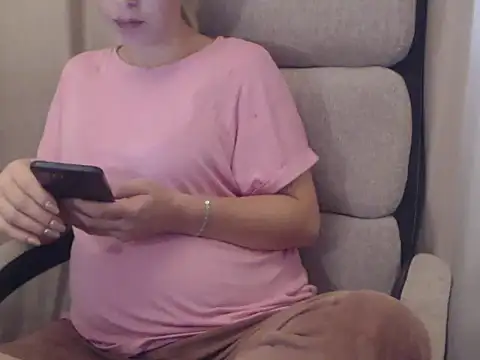 Aliss Hottie online show from October 10, 11:26 am