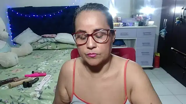 pervert mommy  online show from March 14, 11:22 am