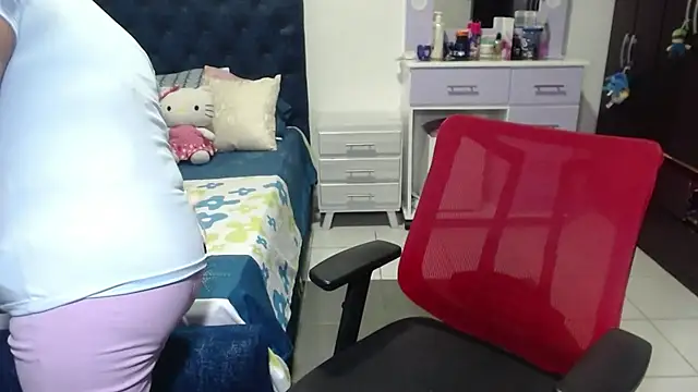 pervert mommy  online show from November 29, 12:31 pm