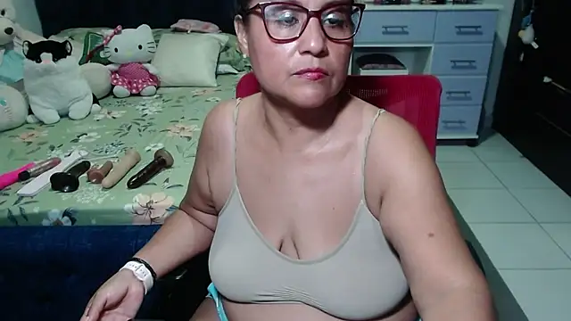 pervert mommy  online show from December 3, 1:46 pm