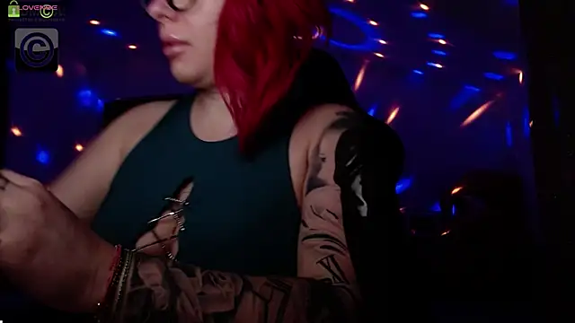 SonyaDevon online show from April 8, 3:08 am