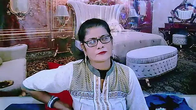 IndianAllure online show from July 30, 5:41 am