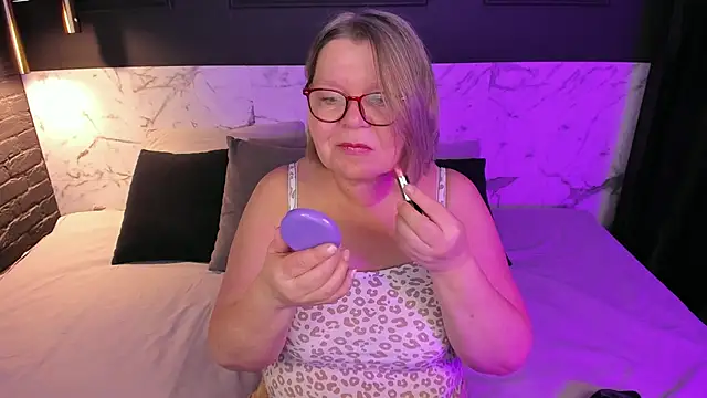 Shannonshine online show from October 23, 5:57 am