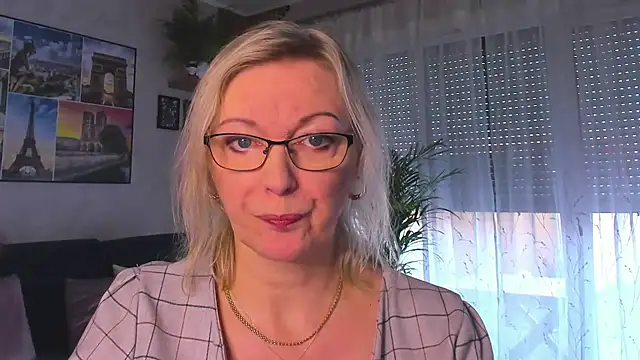 vanessa chat online show from January 18, 2:13 pm