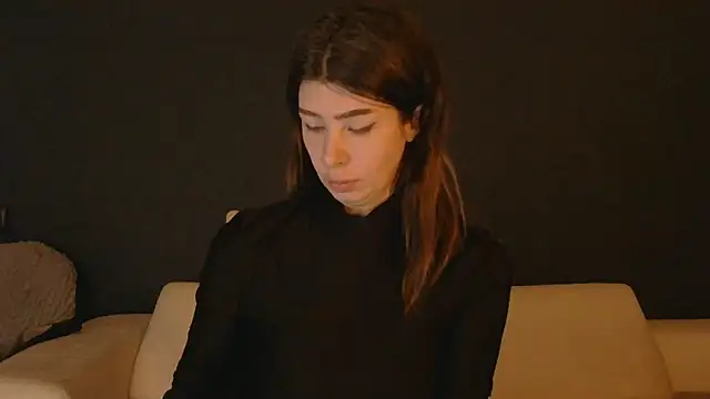 WhiteQueen888 online show from January 17, 5:20 pm