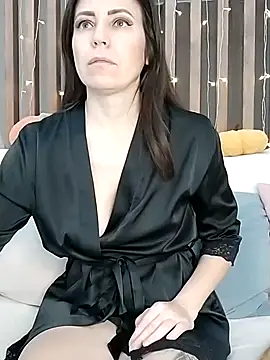 HotyWinter online show from October 28, 4:18 am