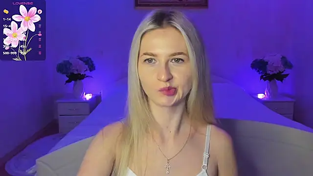 AnnaCarrera online show from December 20, 9:52 pm