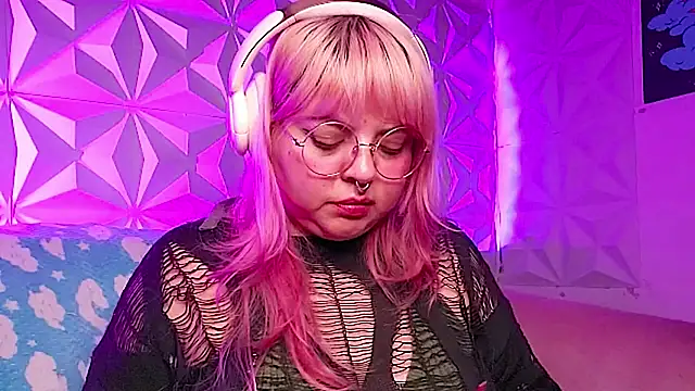 Satyn doll online show from March 9, 4:48 am