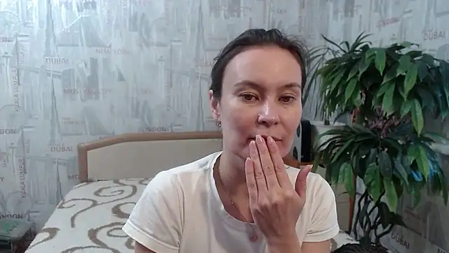 GinaQSoul online show from February 16, 11:10 am