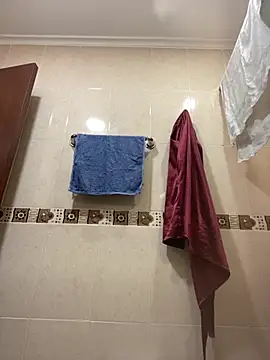 Fancyxlove online show from November 3, 12:42 pm