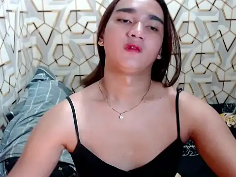 Snapshot of CasandraDiaz chatting on October 14, 10:40 am CasandraDiaz online show from October 14, 10:40 am