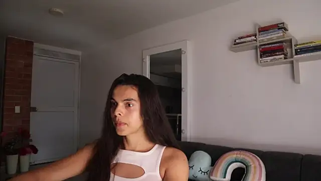  Vahos  online show from March 2, 7:20 pm