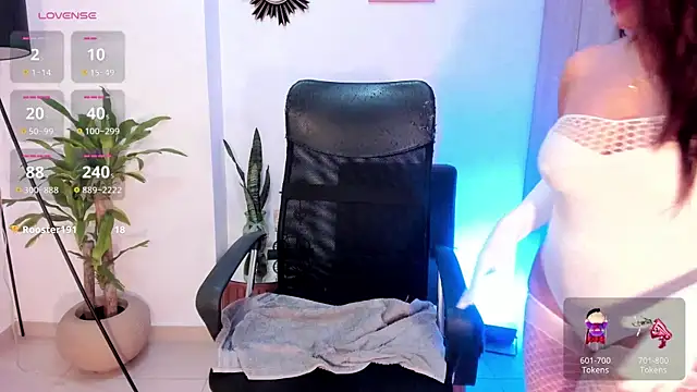 MaggieBrownn online show from February 11, 11:33 am