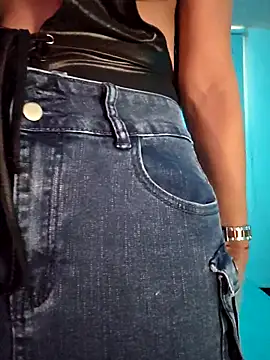 Andrea-Queen online show from March 2, 9:20 pm