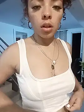 MarilynJones online show from September 18, 4:33 am