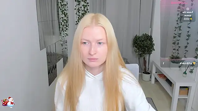 Laly Peach online show from July 21, 12:06 pm