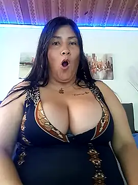 salomexlove 20 online show from May 4, 1:48 pm