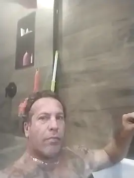 Snapshot of AceticPinscher chatting on October 30, 6:09 pm AceticPinscher online show from October 30, 6:09 pm