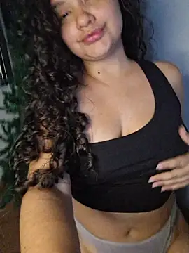 blerstefan1 online show from January 14, 5:45 am