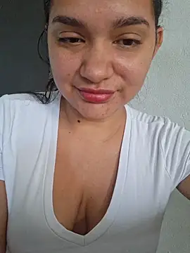 blerstefan1 online show from November 5, 1:05 pm