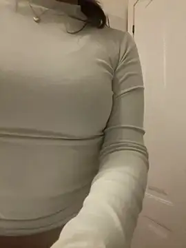 Aestheticsgirl online show from February 5, 11:08 pm