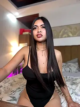 Bombshell Ashy online show from January 7, 5:00 am