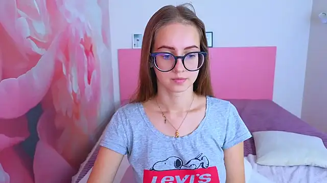 AliceAdams online show from October 23, 6:41 am