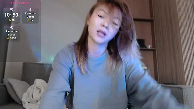 Nyx Lina online show from May 20, 5:04 am