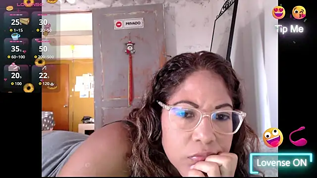 Snapshot of mila38 chatting on September 25, 8:35 am mila38 online show from September 25, 8:35 am
