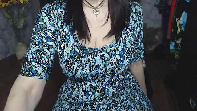 Aziza1 online show from April 15, 7:58 pm