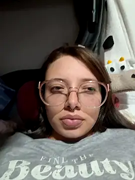 linda-schmidt online show from November 3, 3:54 am