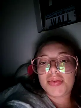 linda-schmidt online show from October 5, 2:38 am