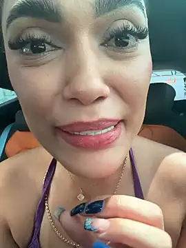 emma andrew1 online show from February 19, 7:02 pm