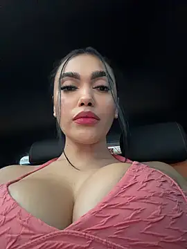 emma andrew1 online show from April 11, 4:32 pm