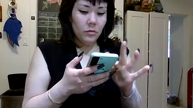 missemi online show from April 9, 4:23 pm