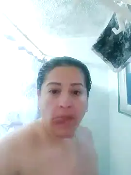 Snapshot of prettyangelsquirt chatting on September 15, 9:22 pm prettyangelsquirt online show from September 15, 9:22 pm