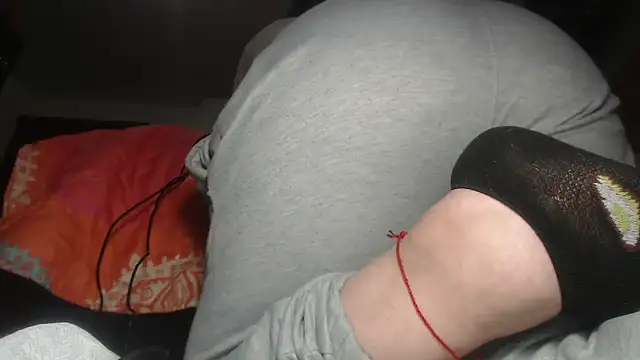 prettyangelsquirt online show from January 7, 12:14 am