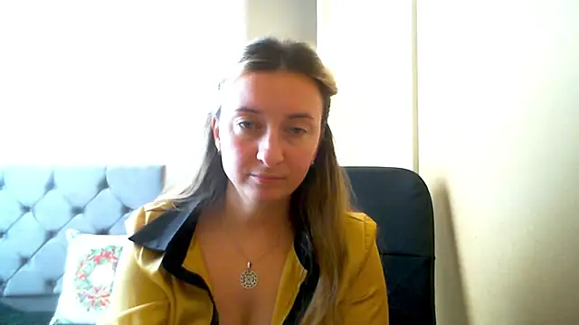 SusanCurt online show from February 8, 10:08 am